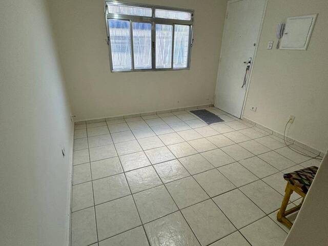 #V017 - Apartamento para Venda em Santos - SP